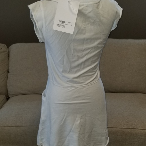 Dress - Picture 2 of 4